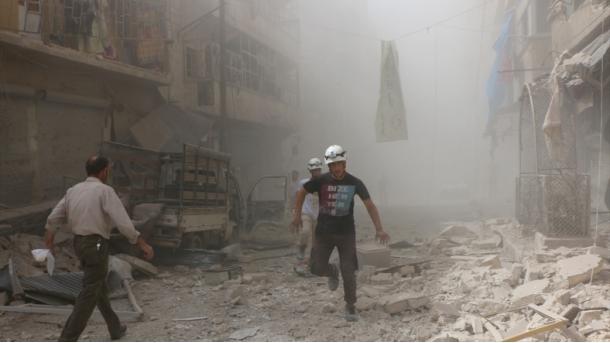 Mueren 32 civiles en bombardeos en Alepo